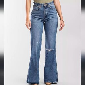 Wrangler flared leg high rise wanderer distressed jeans sz 29 70s rodeo western